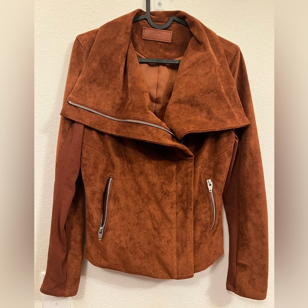 SL8 Elegant Women's suede Jacket - Picture 2 of 9
